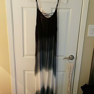 Tie-dye maxi dress